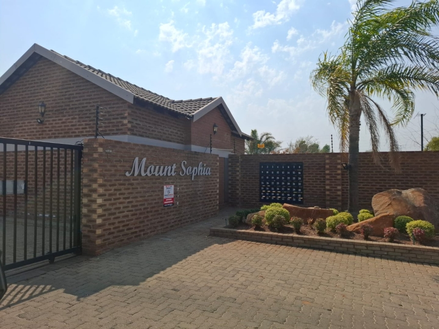 2 Bedroom Property for Sale in Heuwelsig Free State